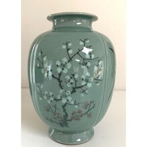 VTG Korean Celadon Vase Crackled Crazing Signed Flowers Glaze Lobed Plum 7.5 in